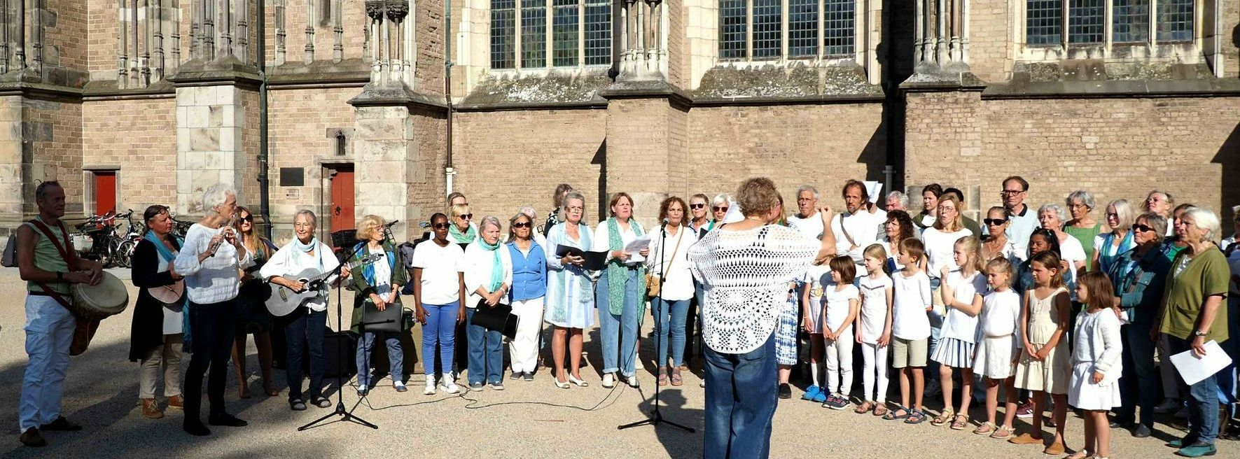 Vredeskoor opening Deventer Vredesweek 2024
