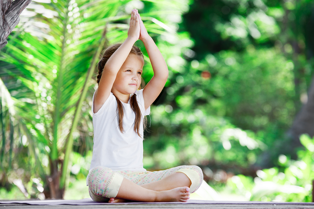 Kinderyoga, workshop dru yoga, Yogaplaneet, Deventer Vredesweek 2023