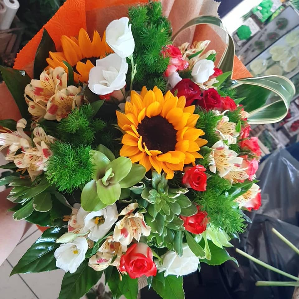 mazzo di fiori misti