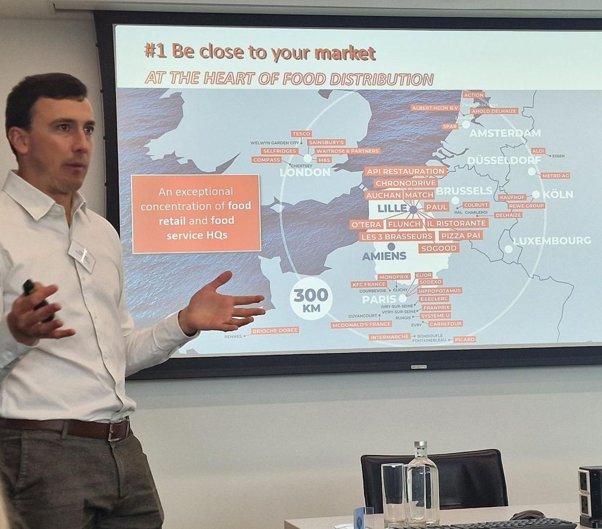 A circular badge with a purple center reading 