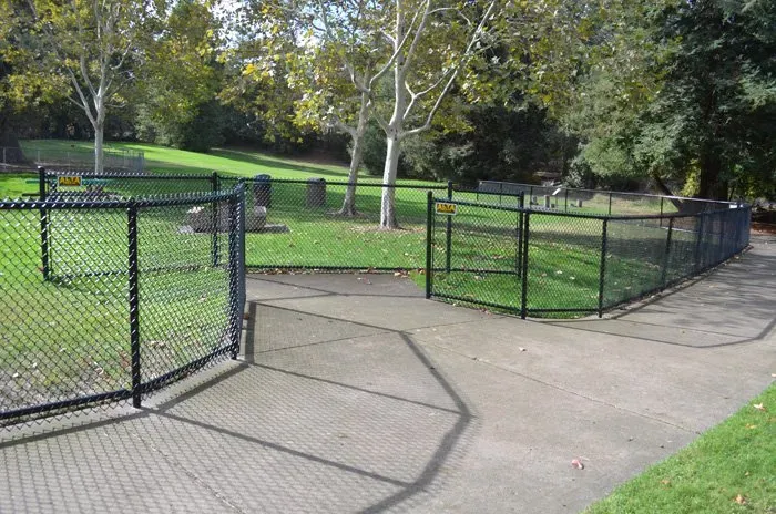 Black Bar Fence — Martinez, CA — Alta Fence Co.