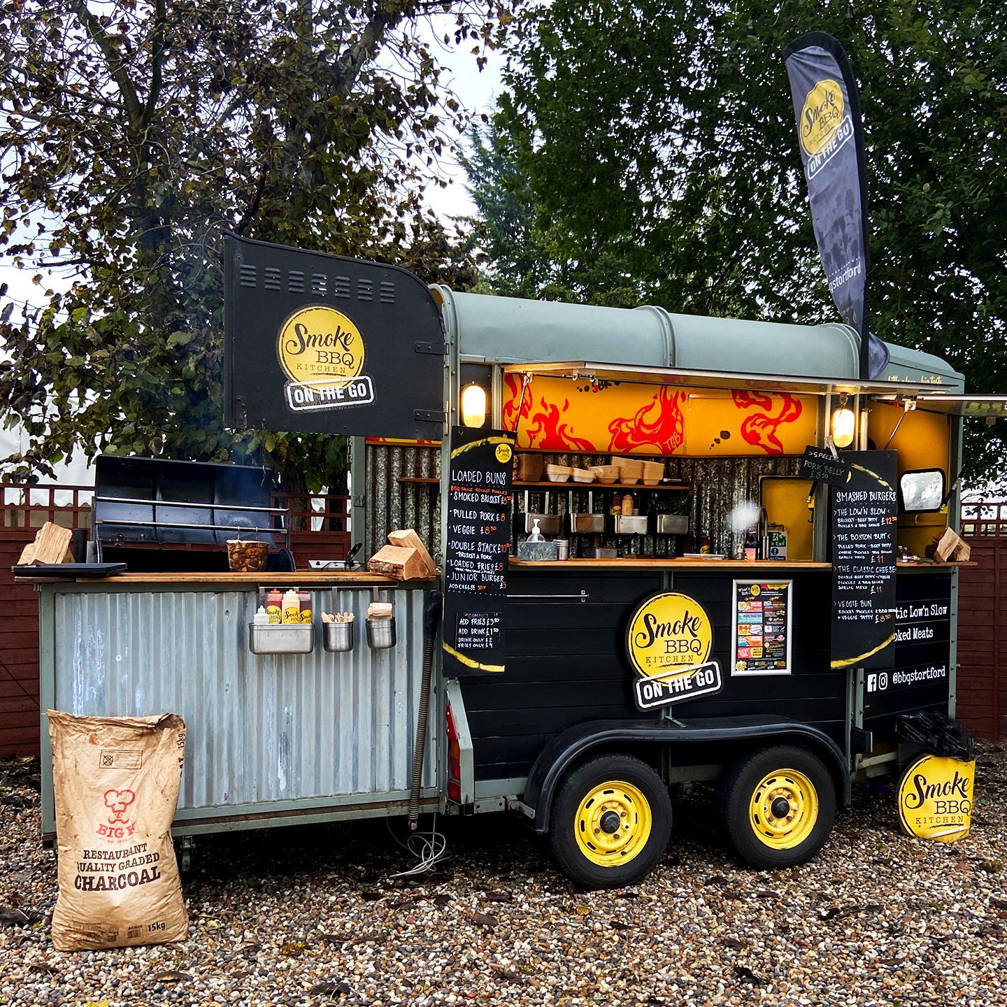 Smokehouse BBQ food truck at The Fox and Hounds