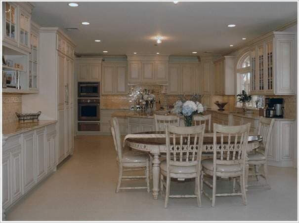 Kitchen Designs Experts - Dining Table In Kitchen in Harrison, NJ
