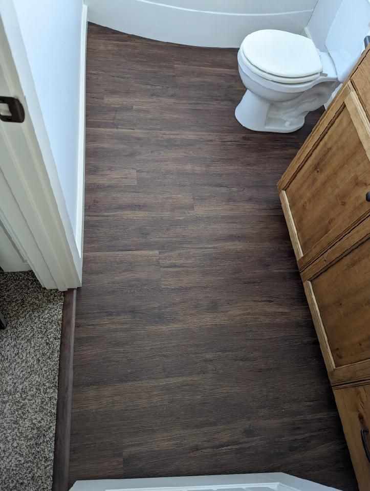 Vinyl floor installation Boise, ID 