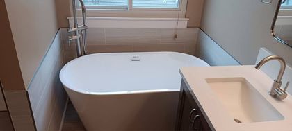 Fresh kitchen remodel with new backsplash and fixtures in Lake County, IL