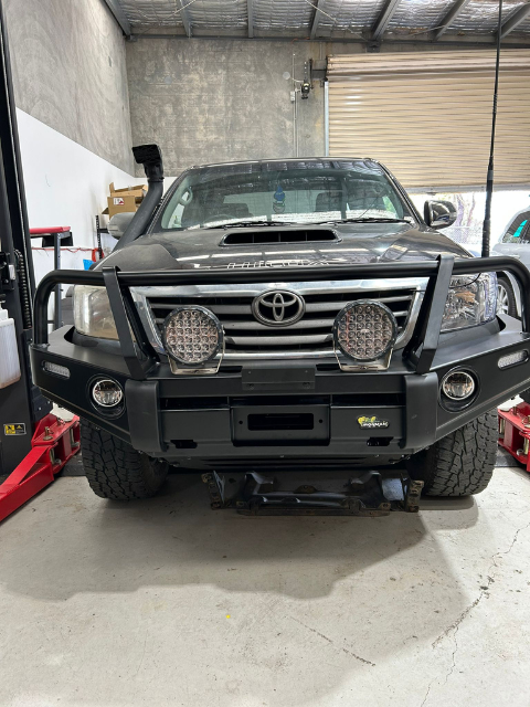 Dark Blue Car Front View | Wallan, VIC | RooSpeed 4X4