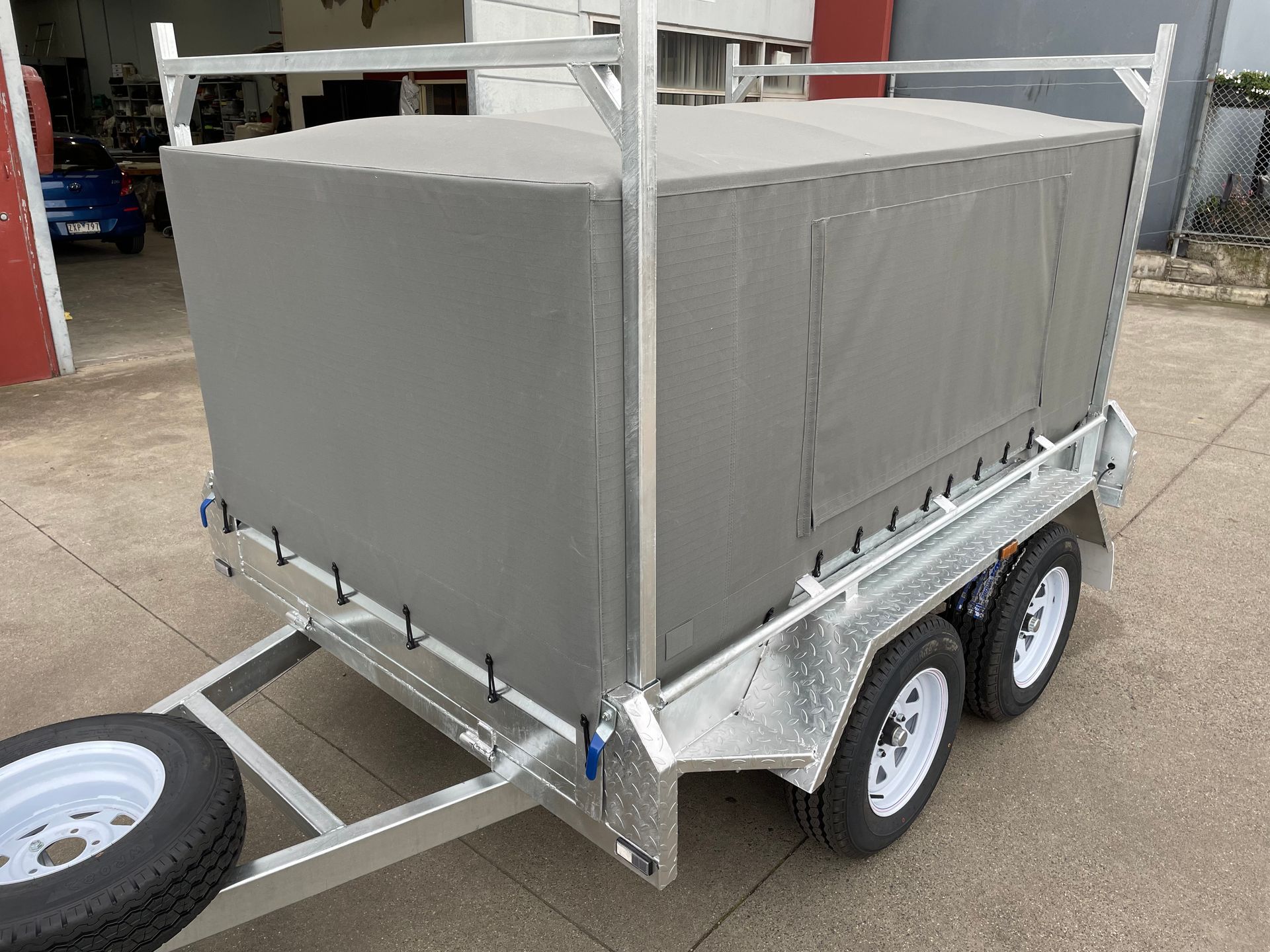 16oz canvas camping canopy on trailer