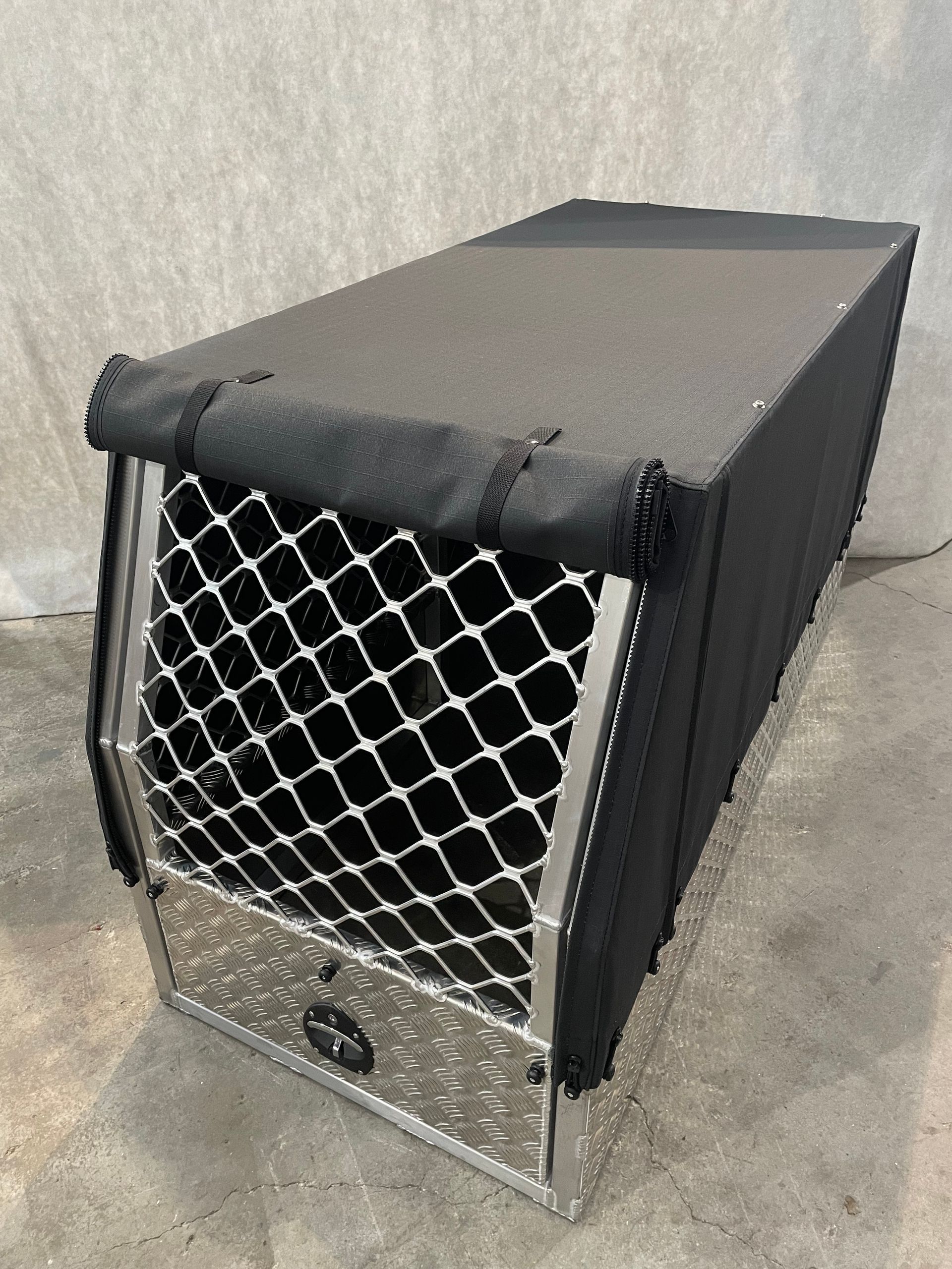 Aluminium dog box canvas canopy with zip openings