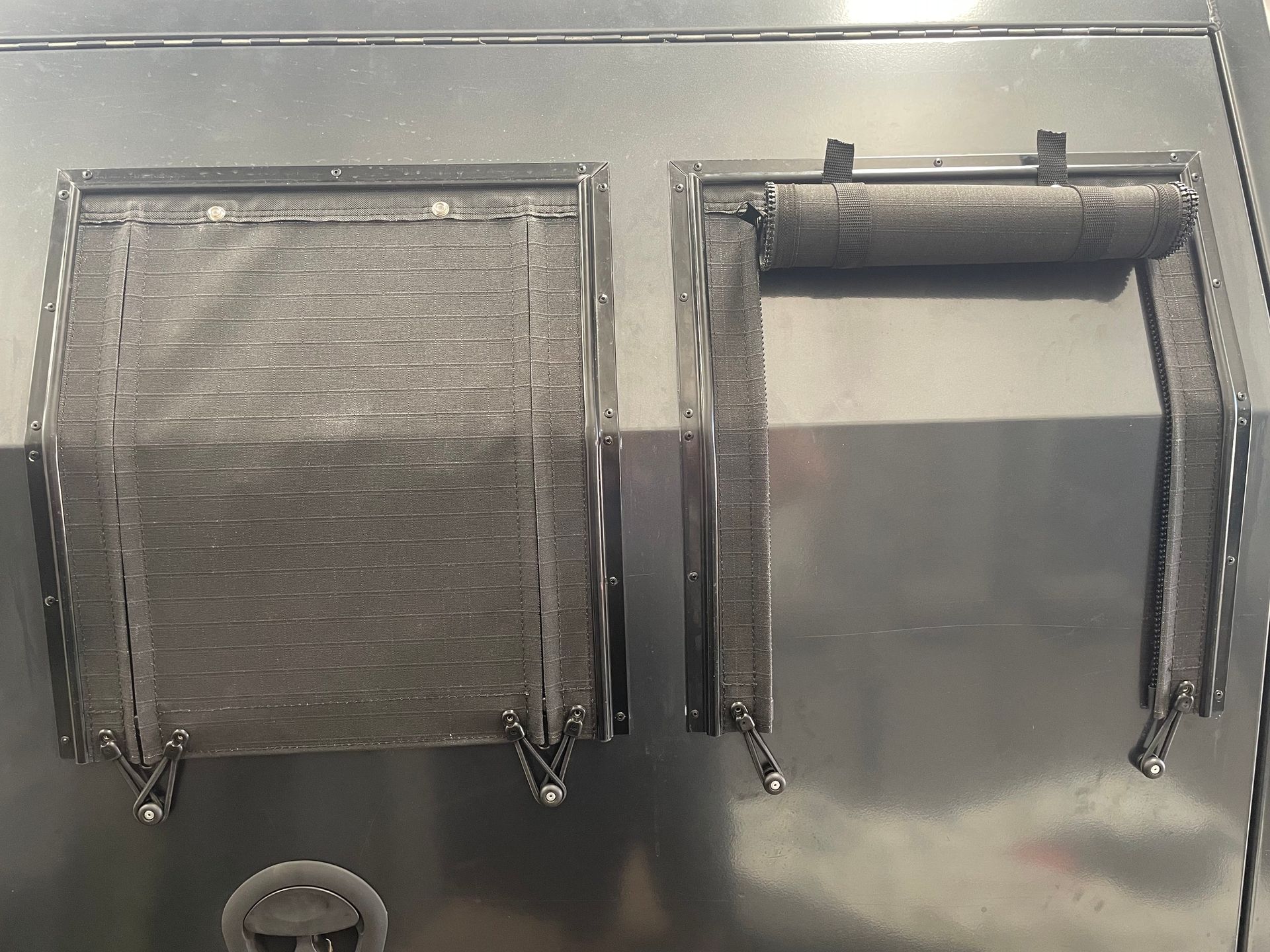 Aluminium lock box with zipped canvas flaps (full open)