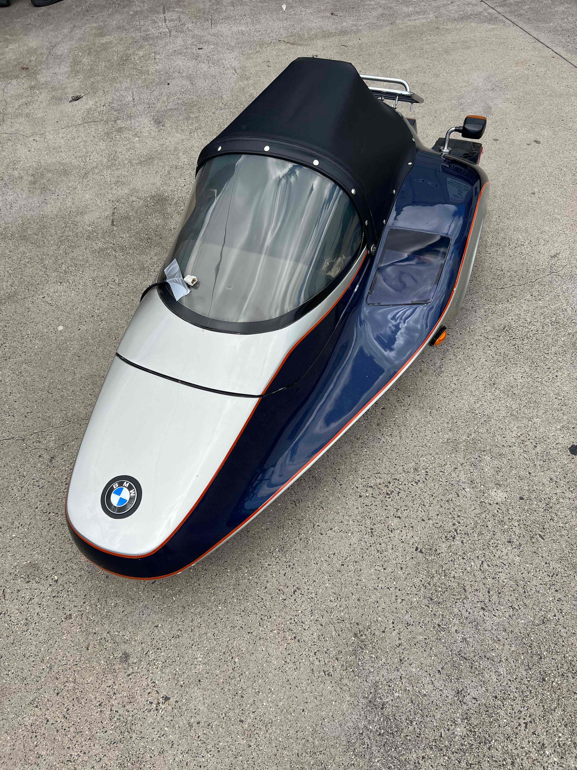 BMW motorcycle side car cockpit tonneau
