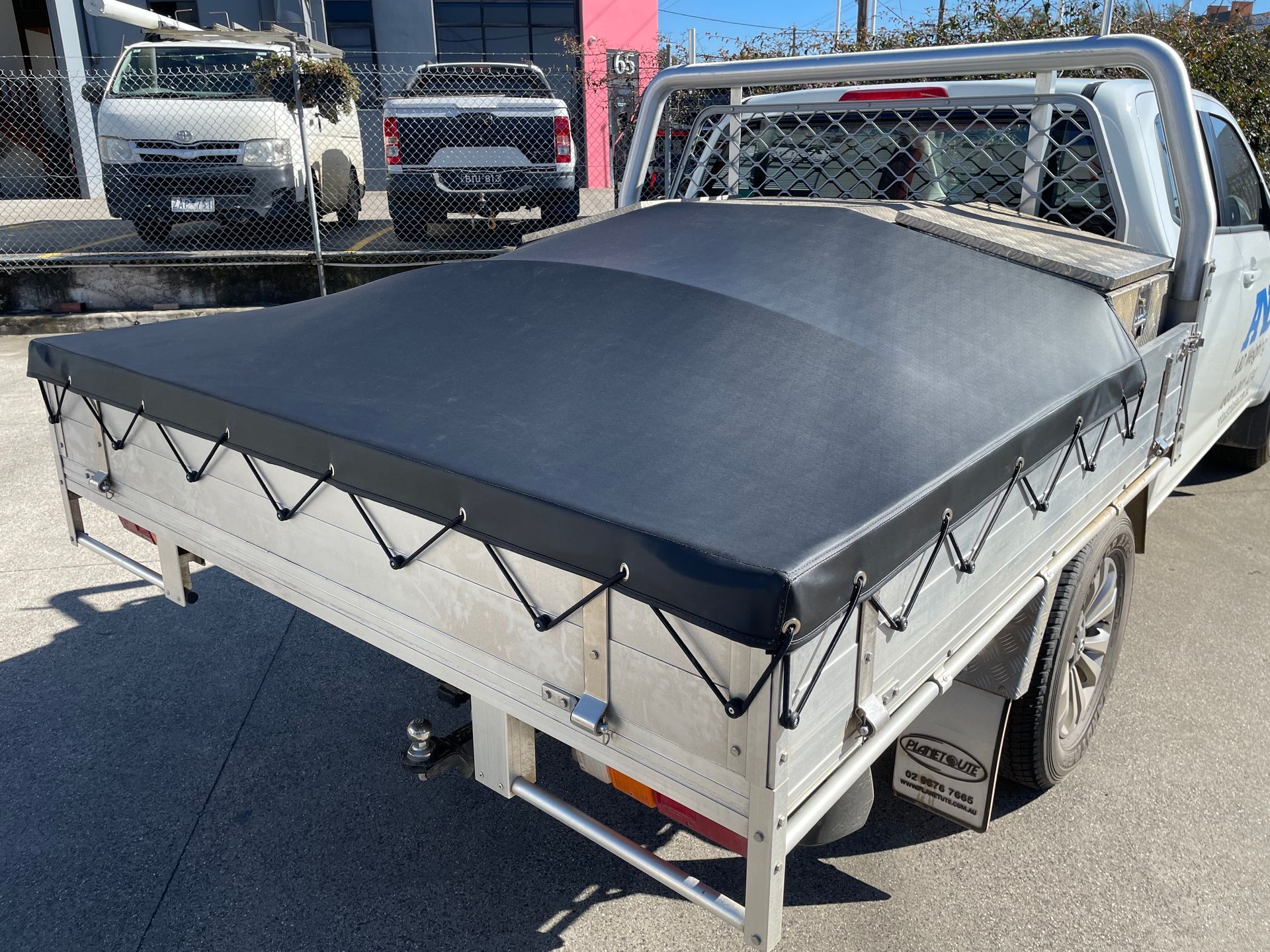 Custom 3 qtr tonneau from back of toolbox