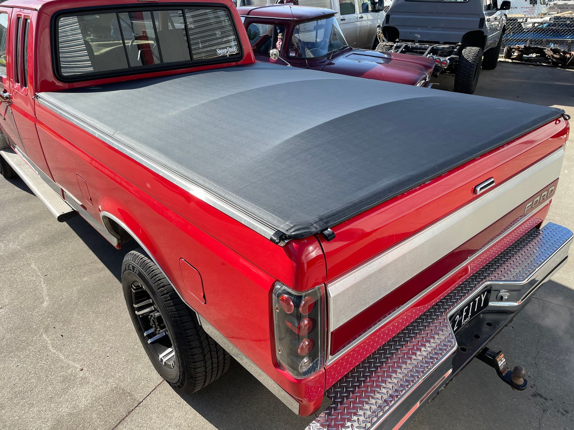 F250 smooth edge tonneau
