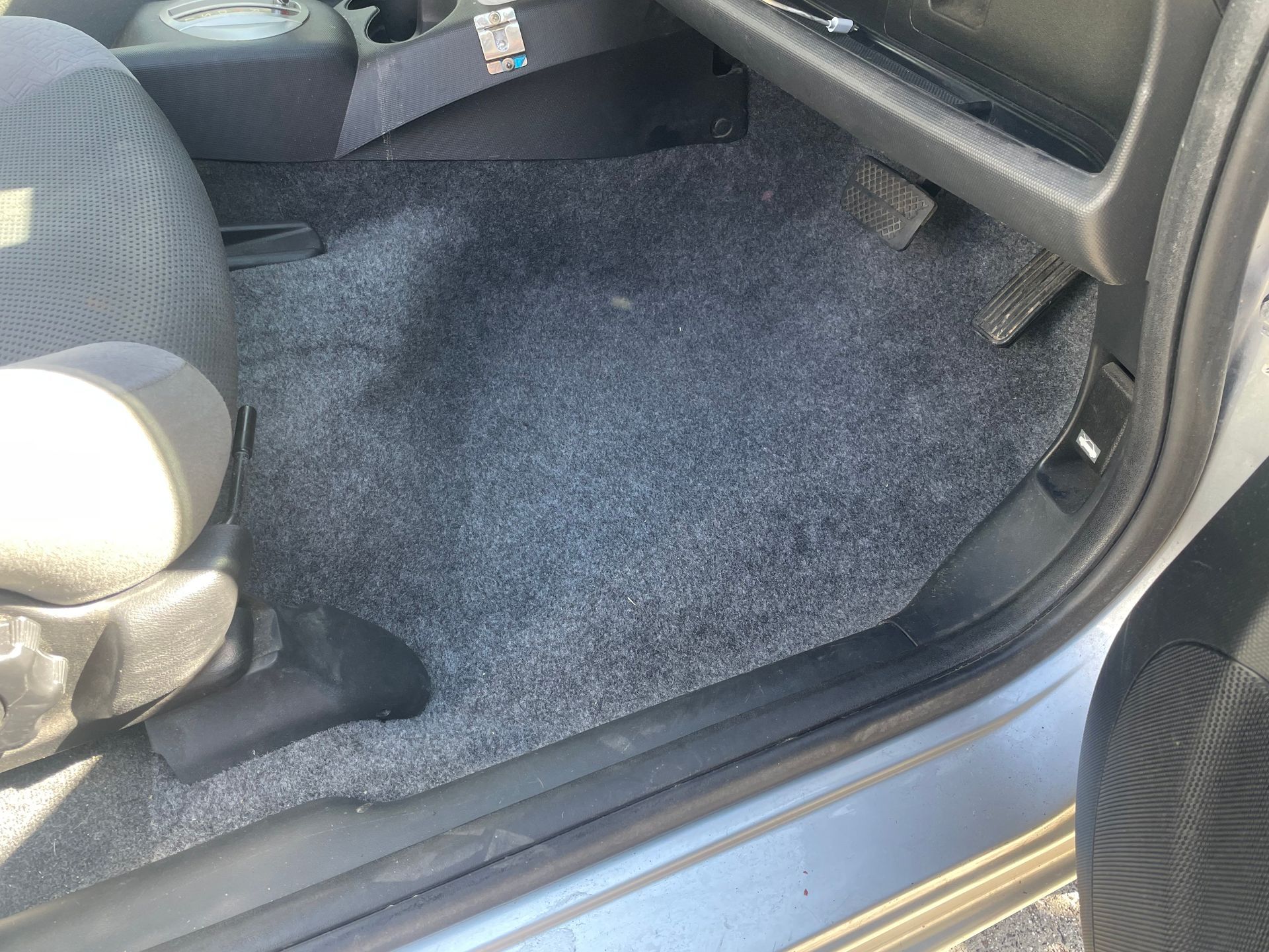 Front floor carpet replacement