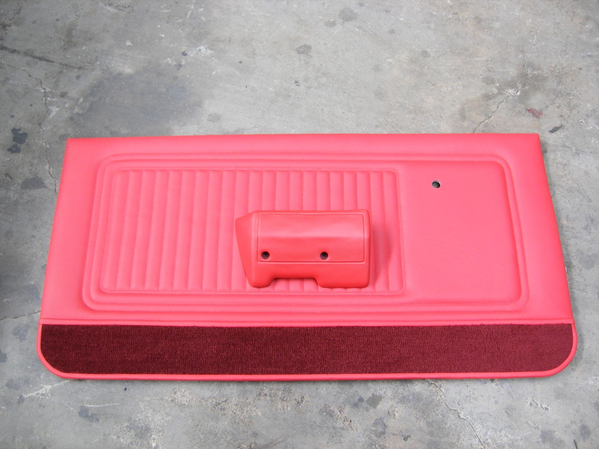 HK Monaro leather door trim