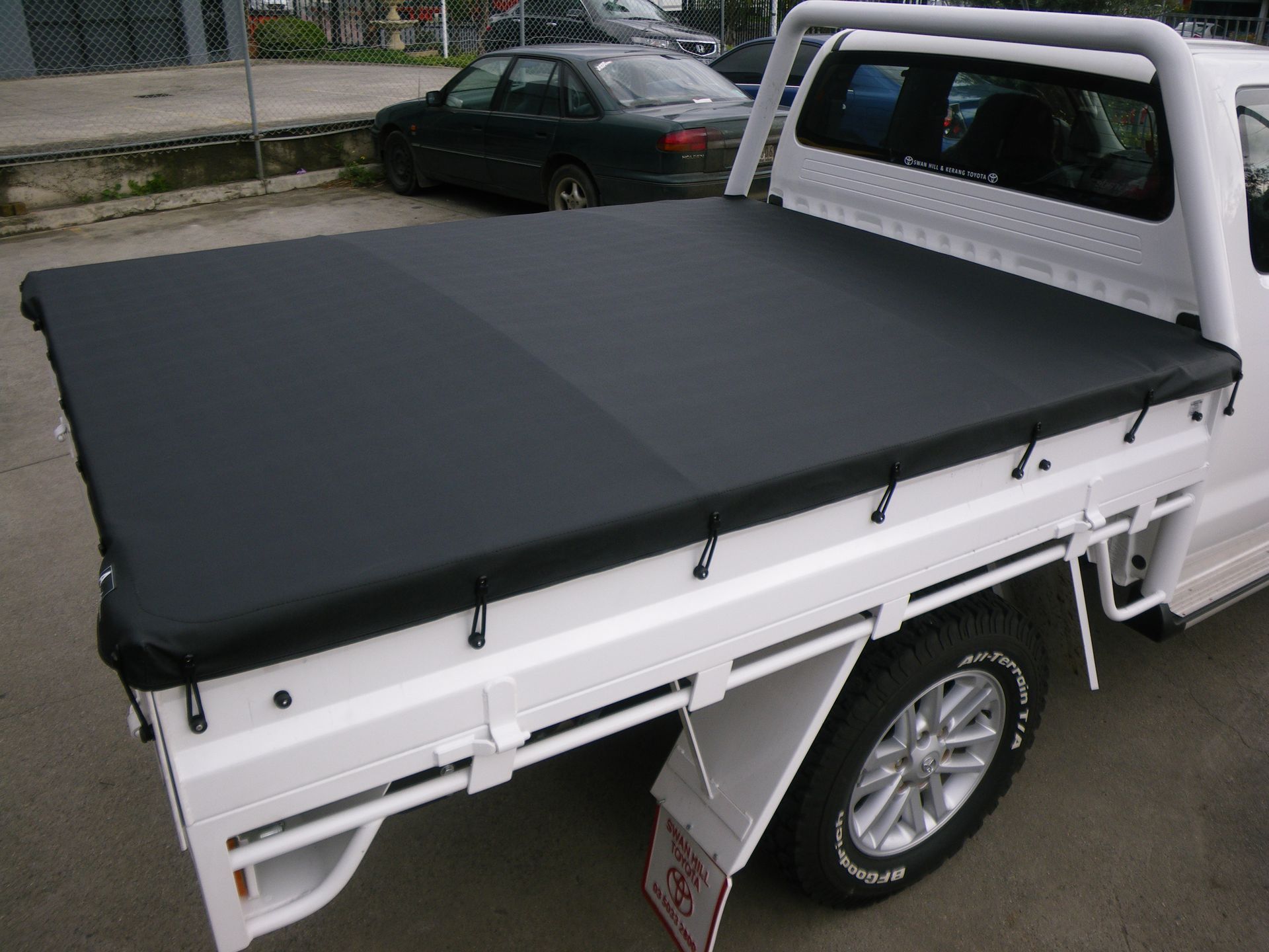 Hilux tarp