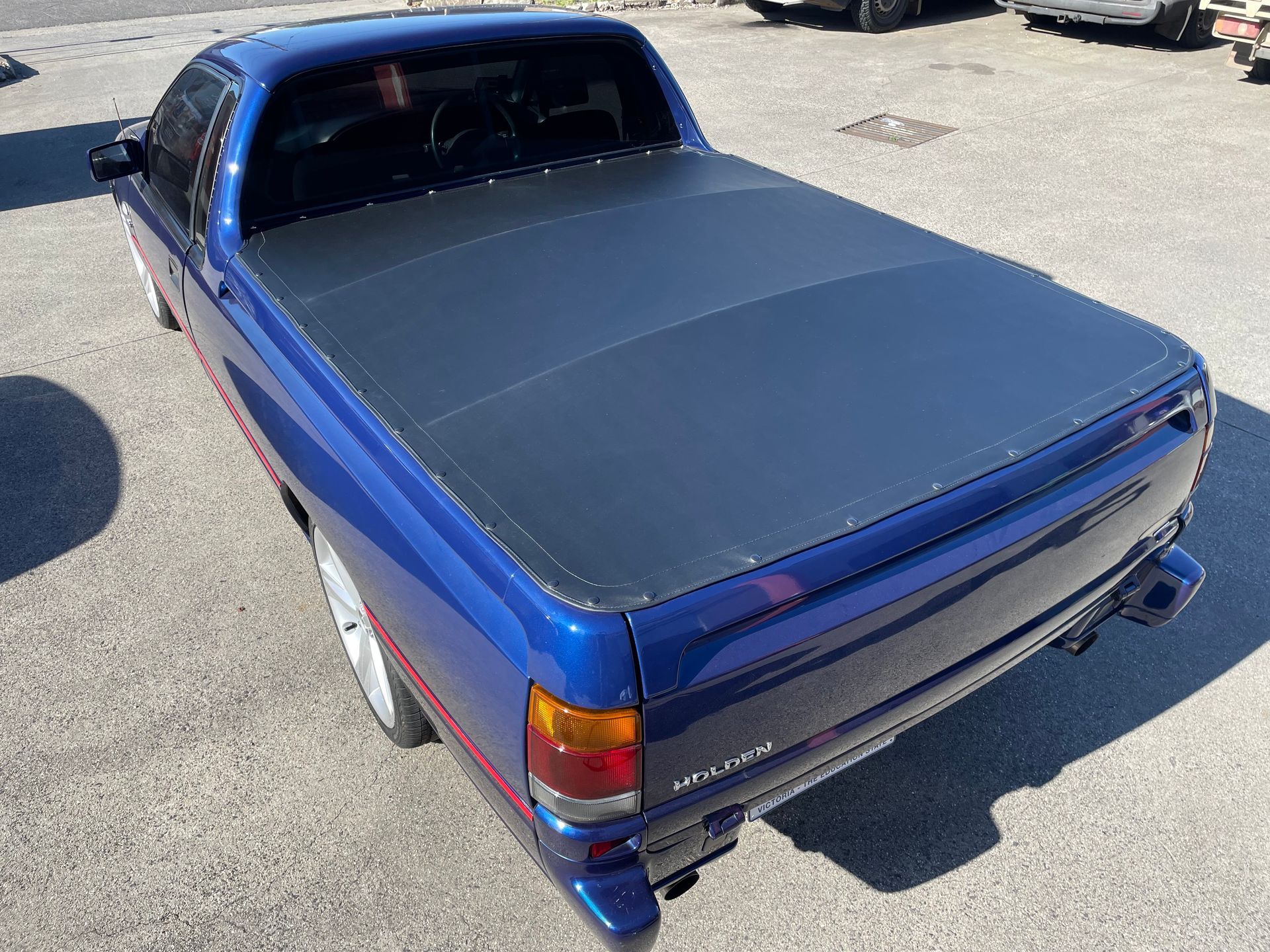 Holden Commodore press stud tonneau cover
