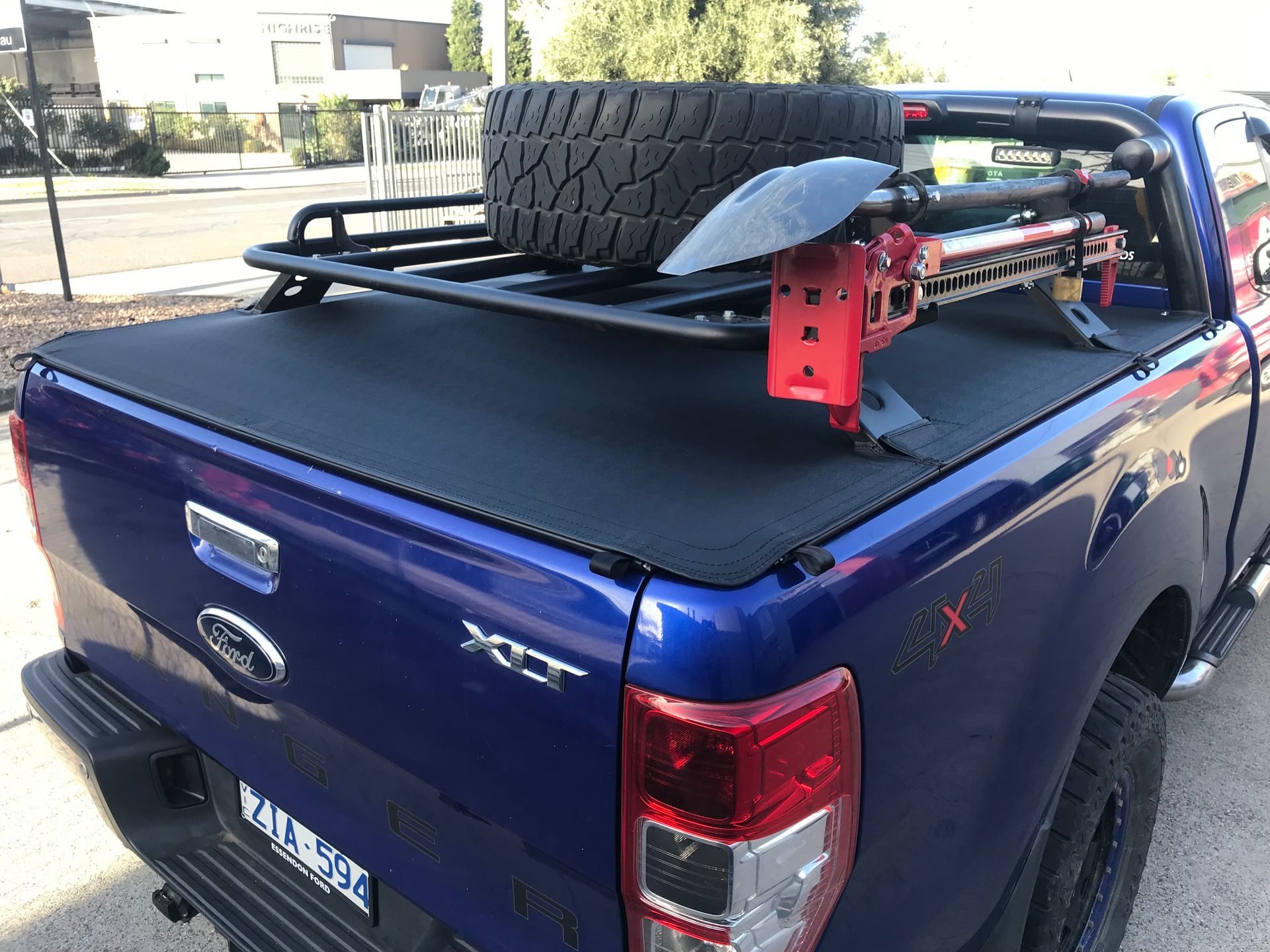 Ranger XLT custom fit tonneau with carry rack