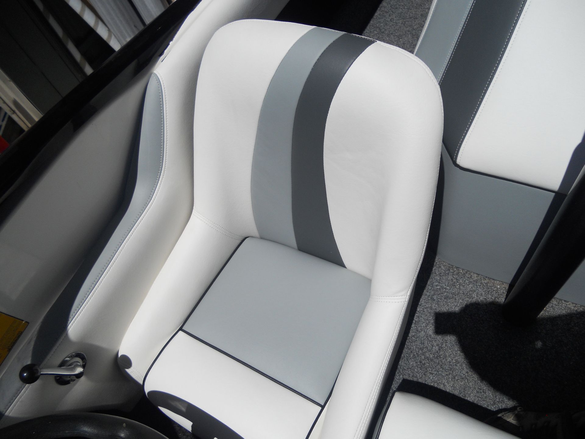 Ski boat driver's seat