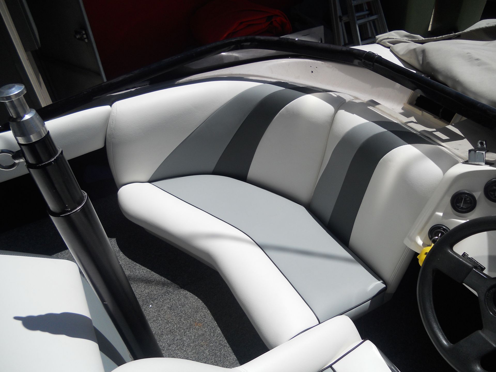 Ski boat observation seat