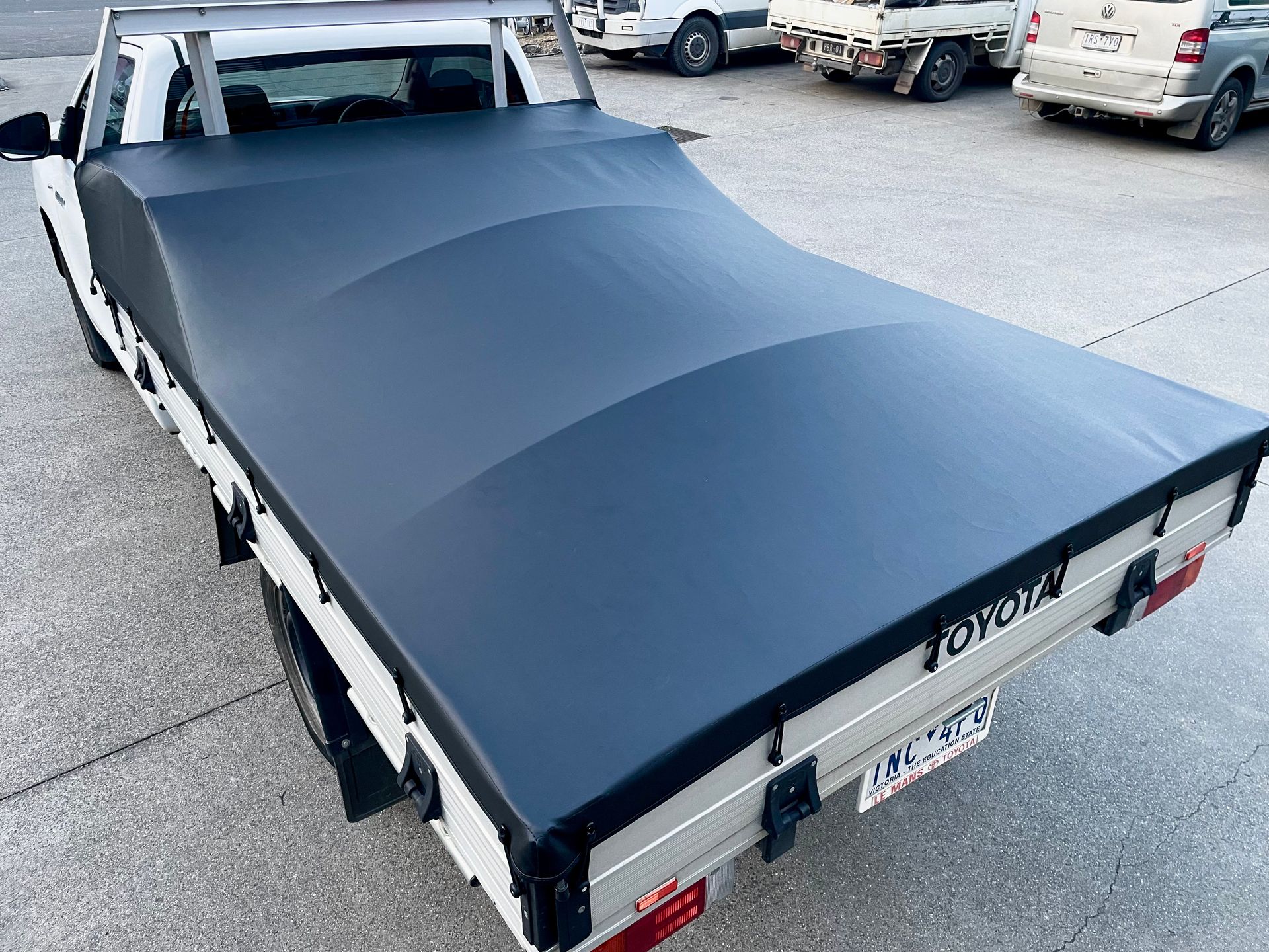 Toyota Hilux custom tonneau over front tool box