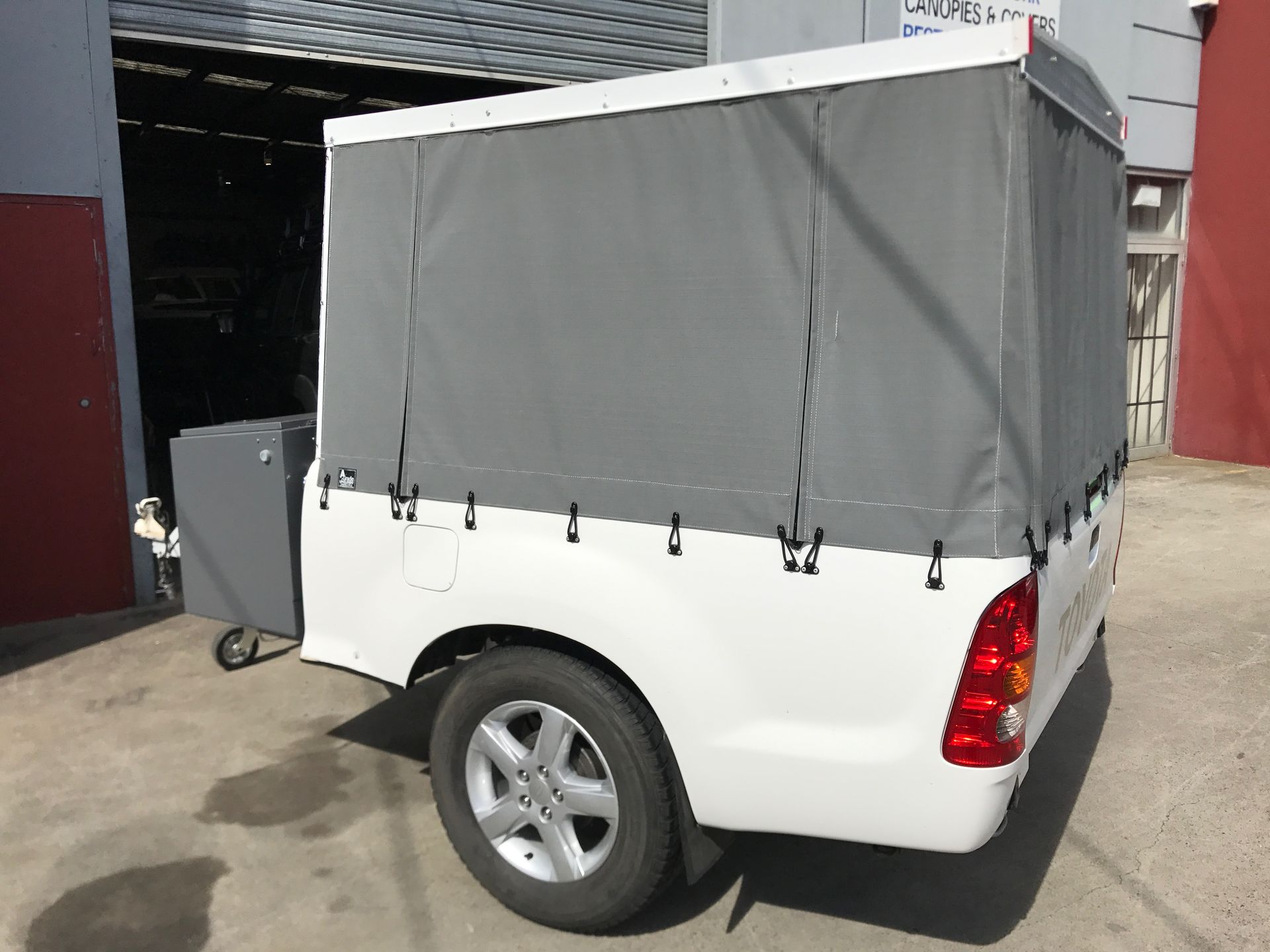 Toyota tub trailer with canvas canopy walls