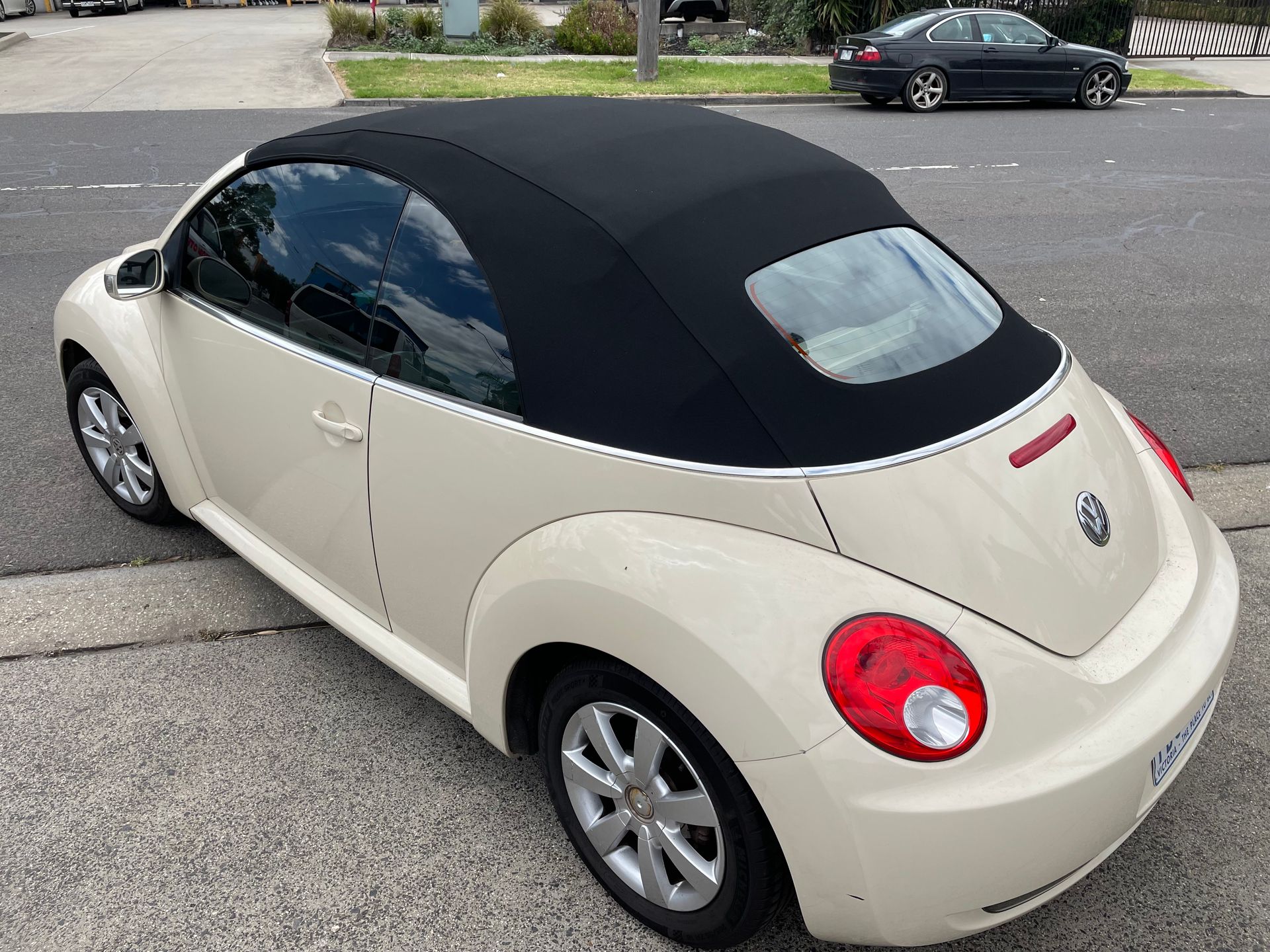 VW Beetle 2008 soft top replacement