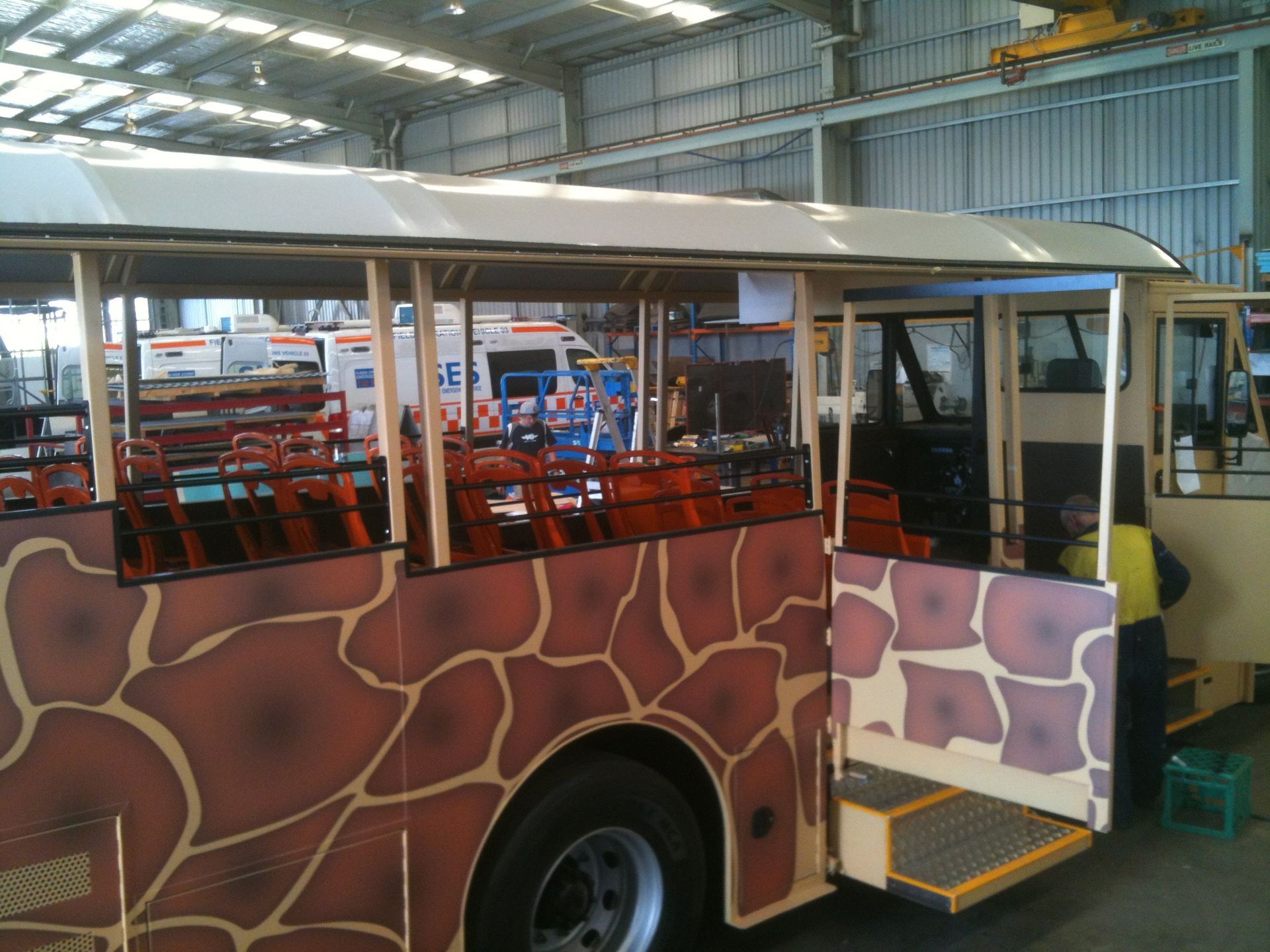 Werribee Zoo bus PVC roof