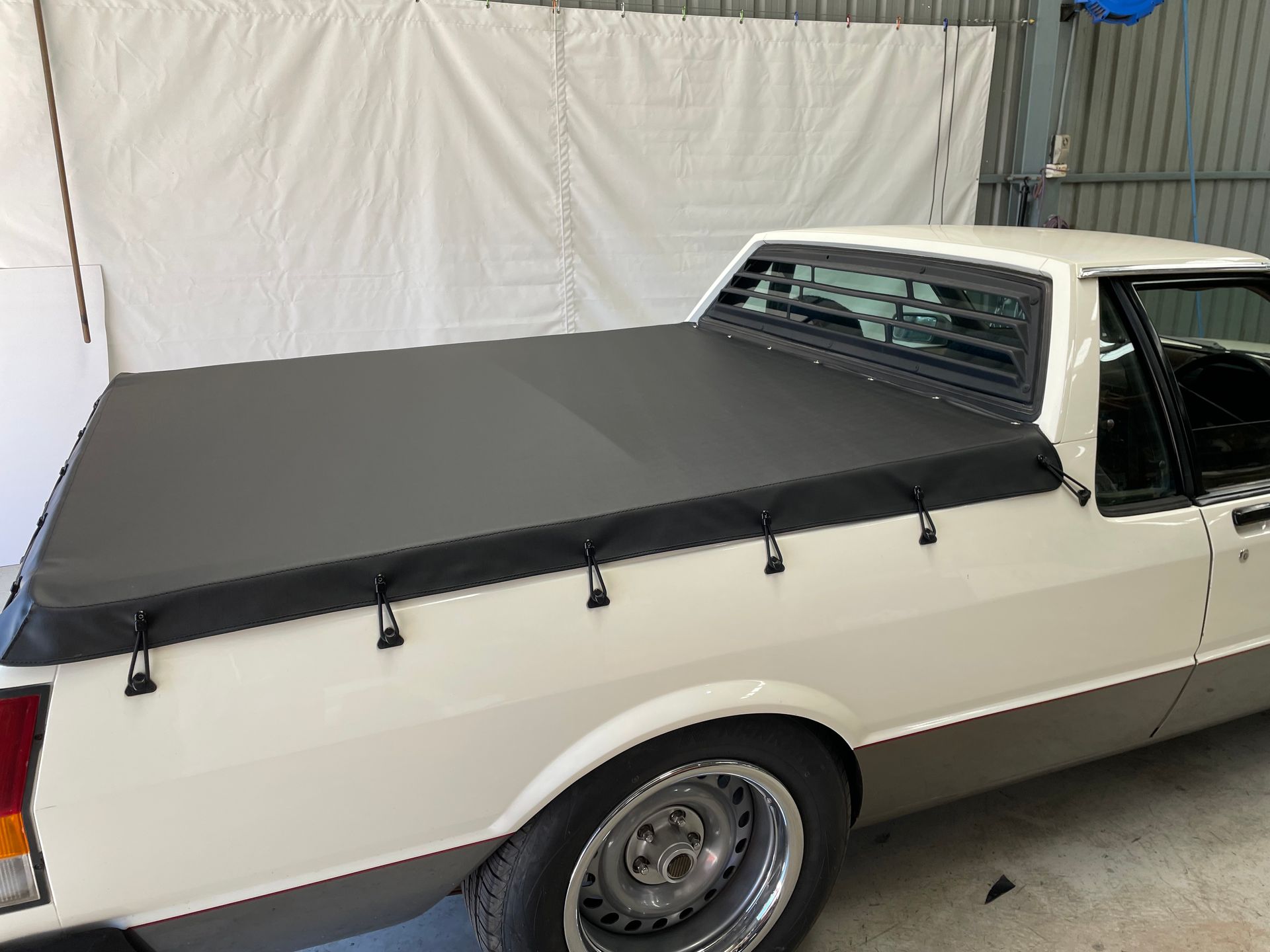XF Falcon traditional bunji style tonneau cover