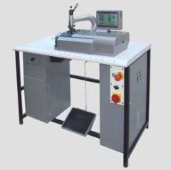 tavolo con SCARNITRICE FAV AV12 TEV