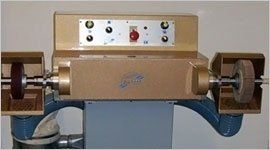 SPAZZOLATRICE - RIFINITRICE MOD. 740-VR