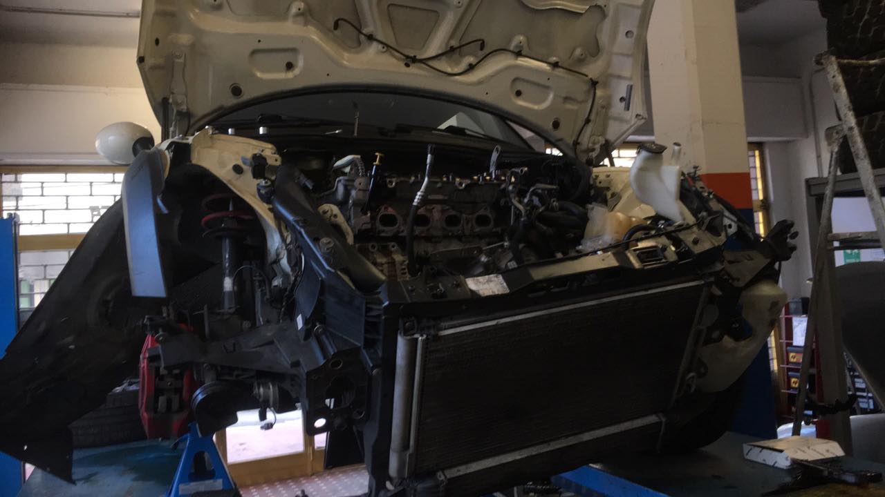 officina meccanica Procars Service a Genova Pontedecimo