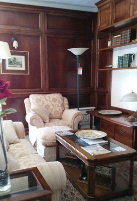 soggiorno in castagno