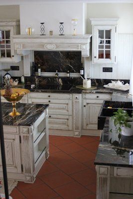 cucina in finta muratura decapé