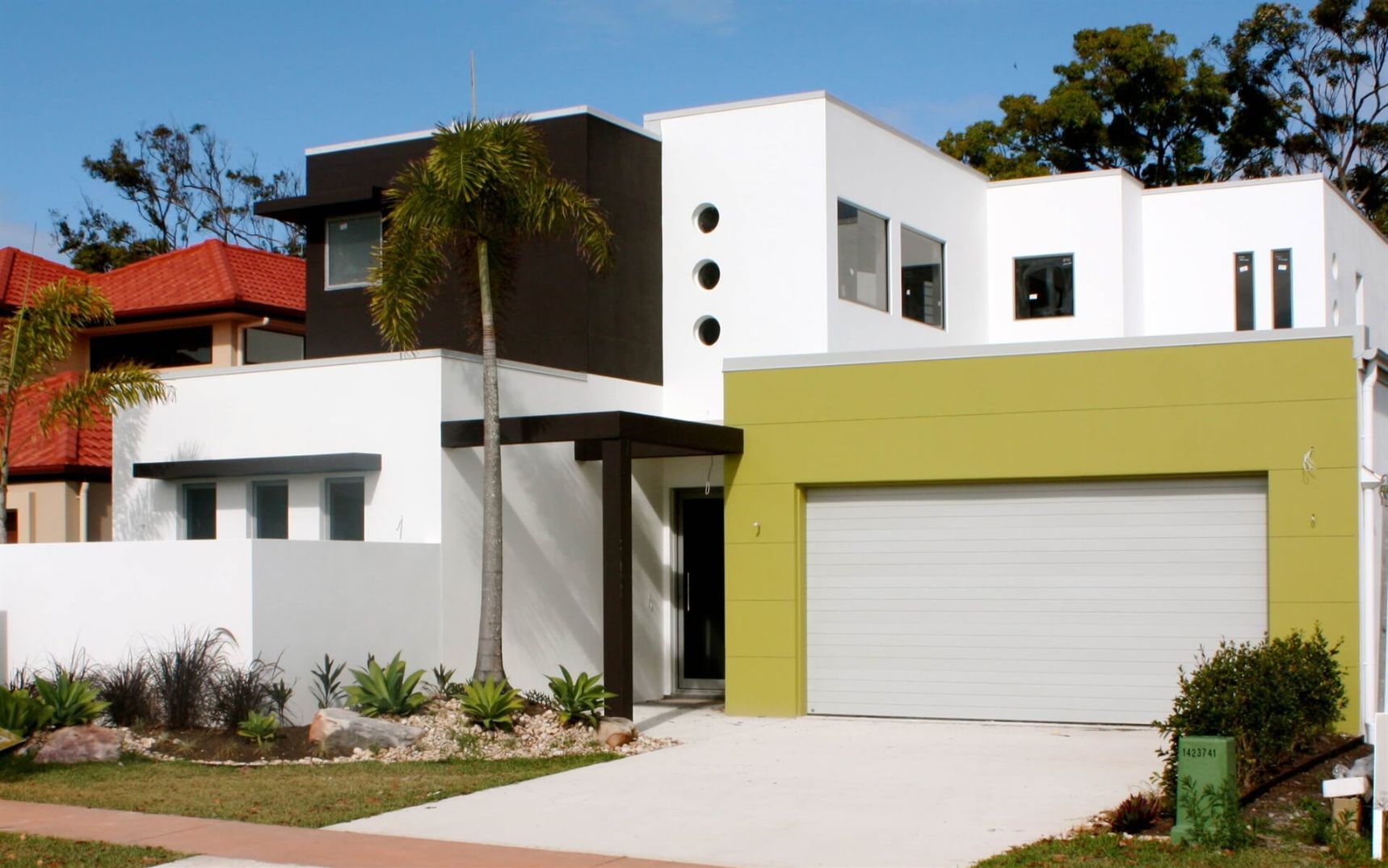 Modern House — Rendering Contractor in Mount Mellum, QLD