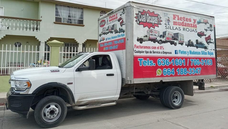FLETES Y MUDANZAS SILLAS ROJAS