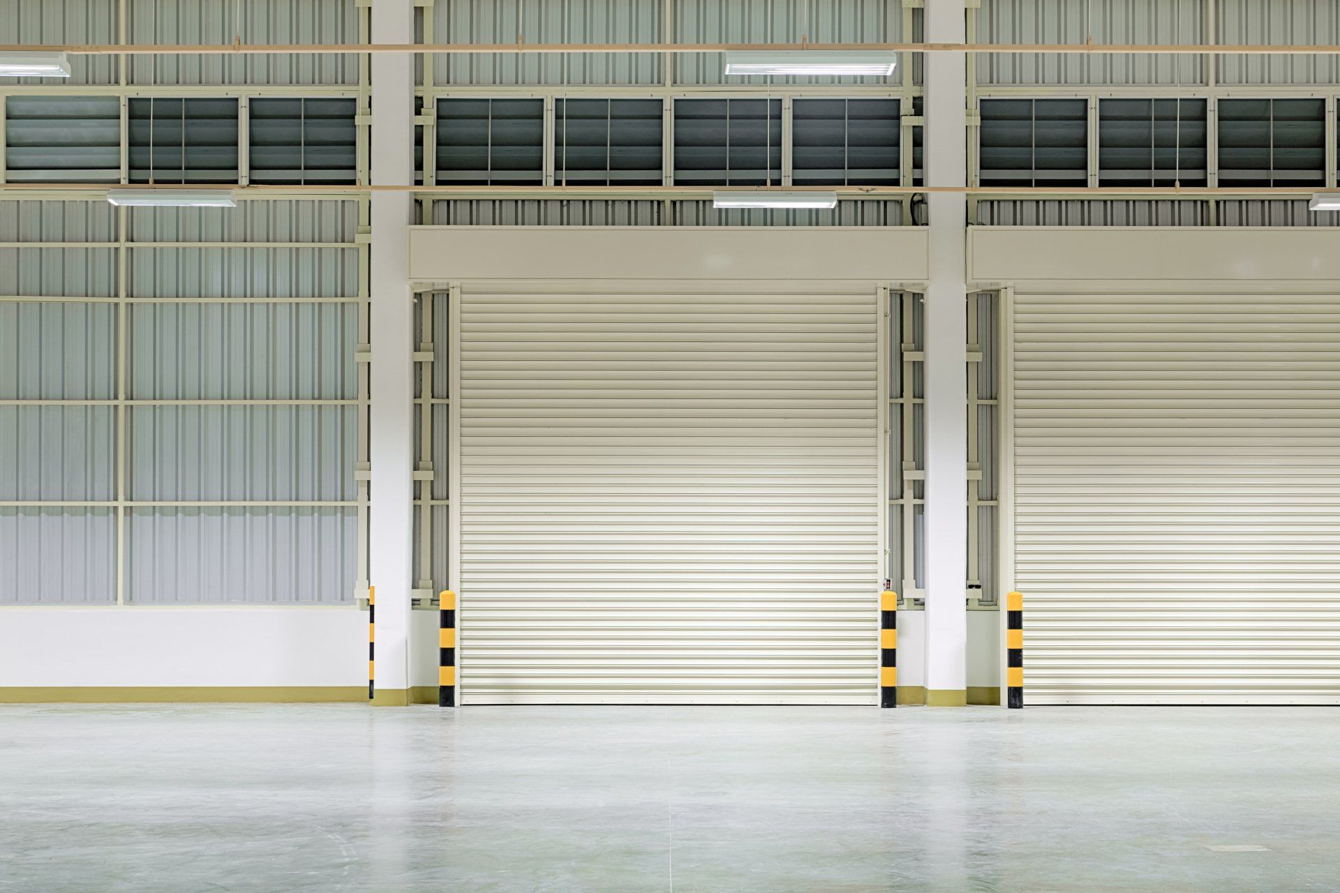Roller door or roller shutter using for factory, warehouse or hangar