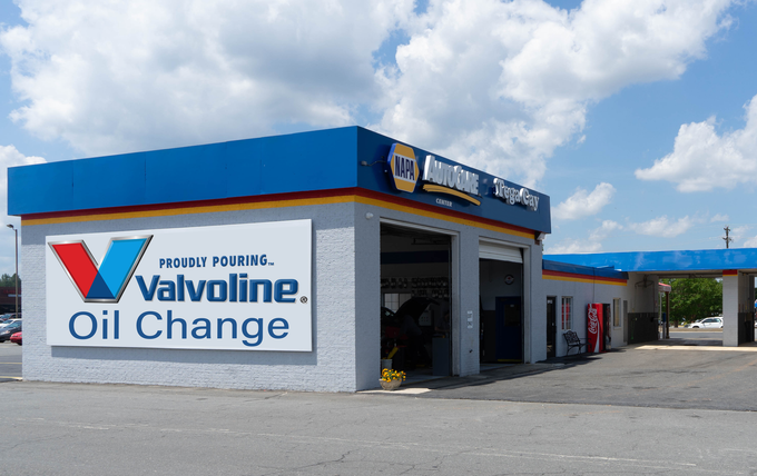 Location-Fort Mill, SC. Auto Repair, Brakes, Oil Change, Diesel, Drive-thru at Tega Cay Oil Change-Valvoline Oil