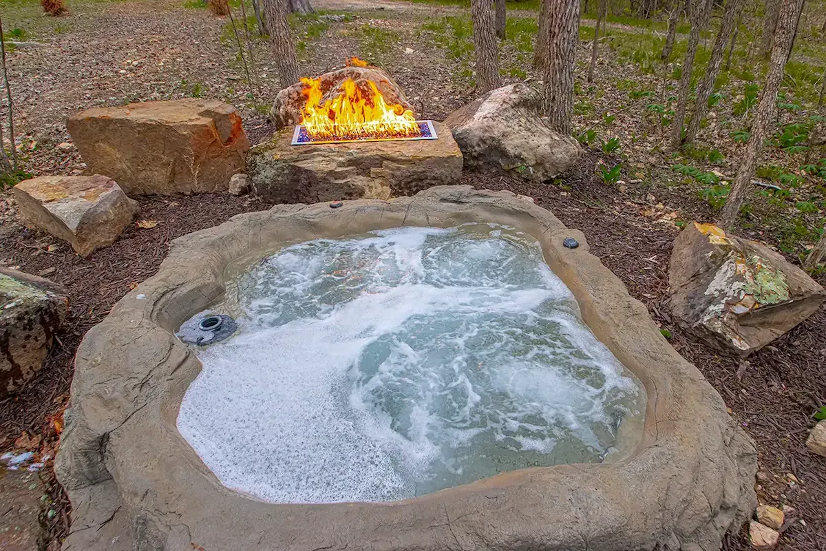 Dog Wood Tree Loft Rental