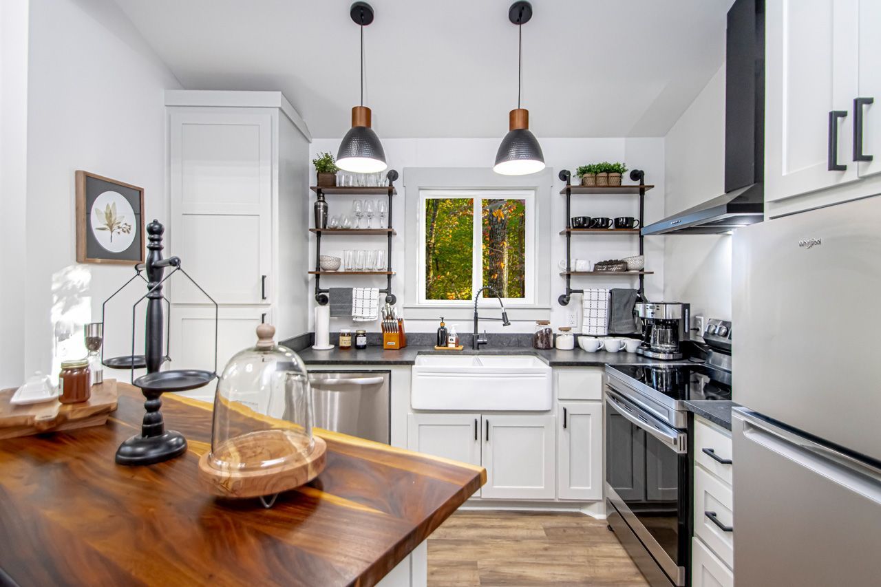 The Bridge House tree loft