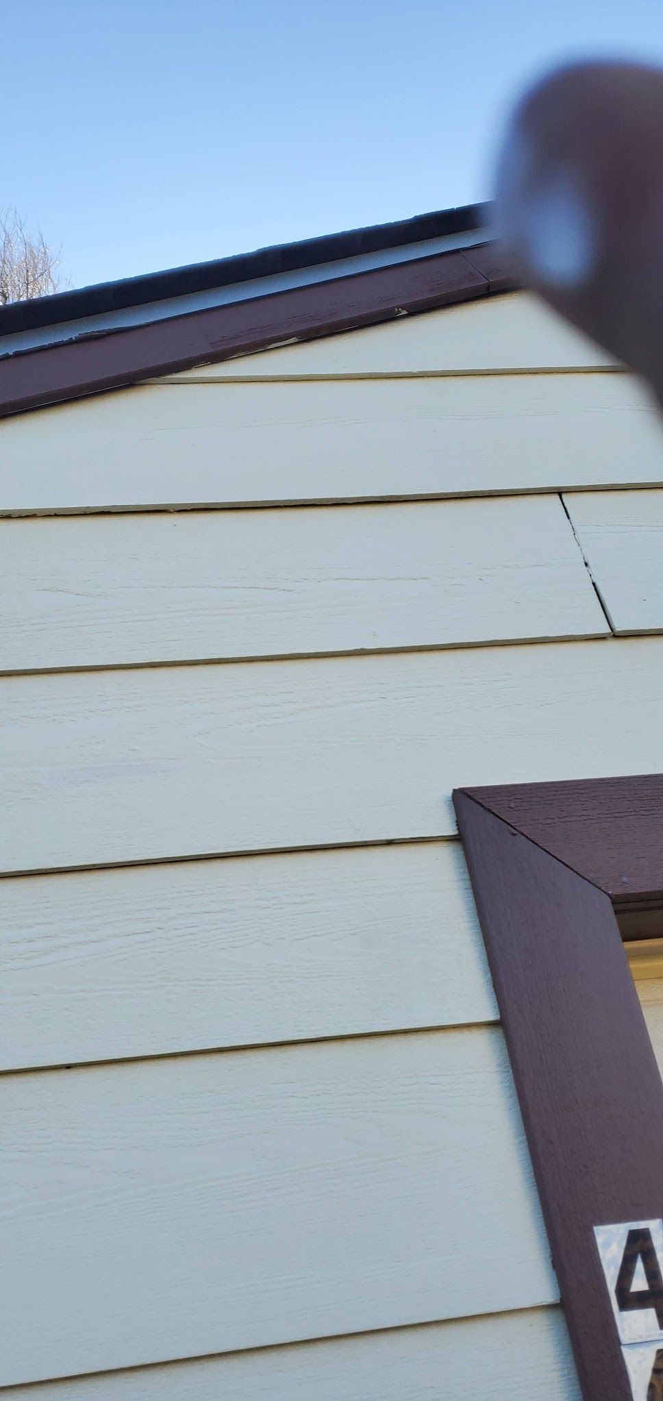 A house with the number 4 on it