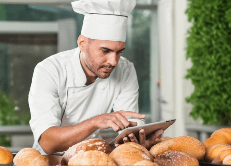 Cocina profesional con equipos modernos para mejorar la eficiencia y productividad