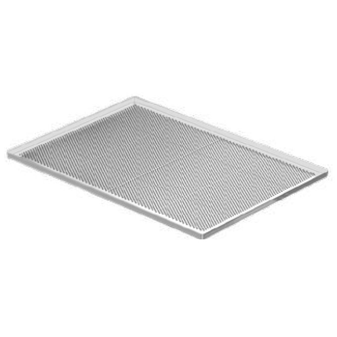 Una bandeja perforada de acero inoxidable con borde blanco sobre fondo blanco.