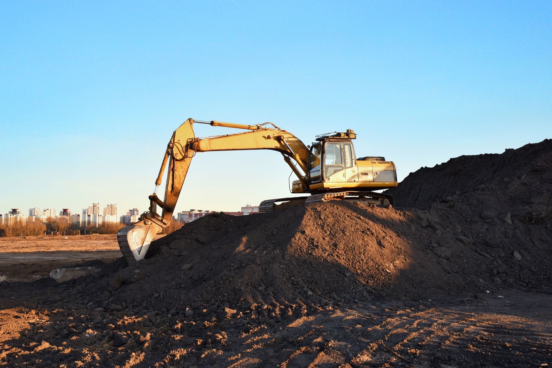 Excavator on Earthmoving During Construction | Benalla, Vic | Darrel's Diggers
