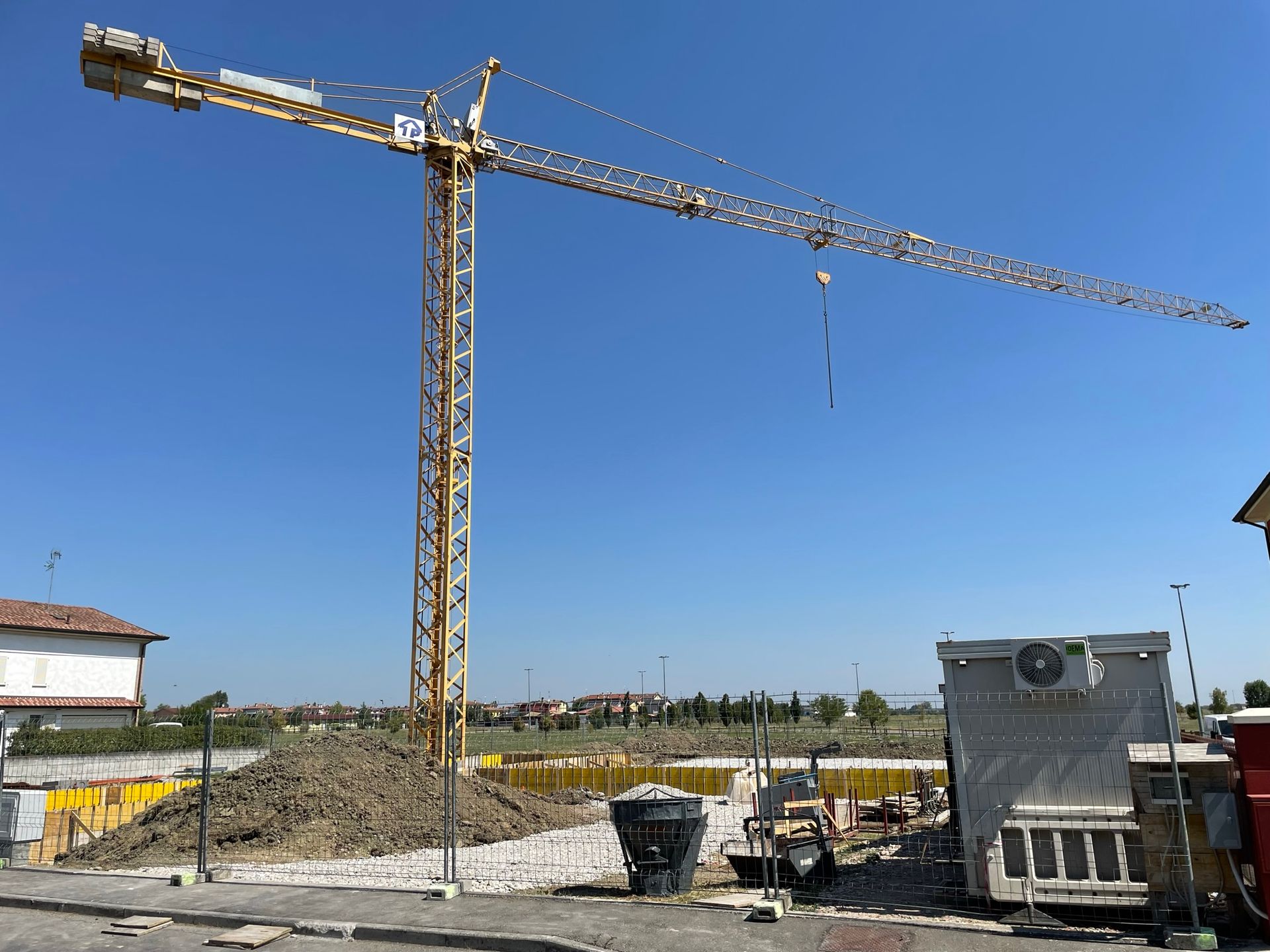 Gru in cantiere edile