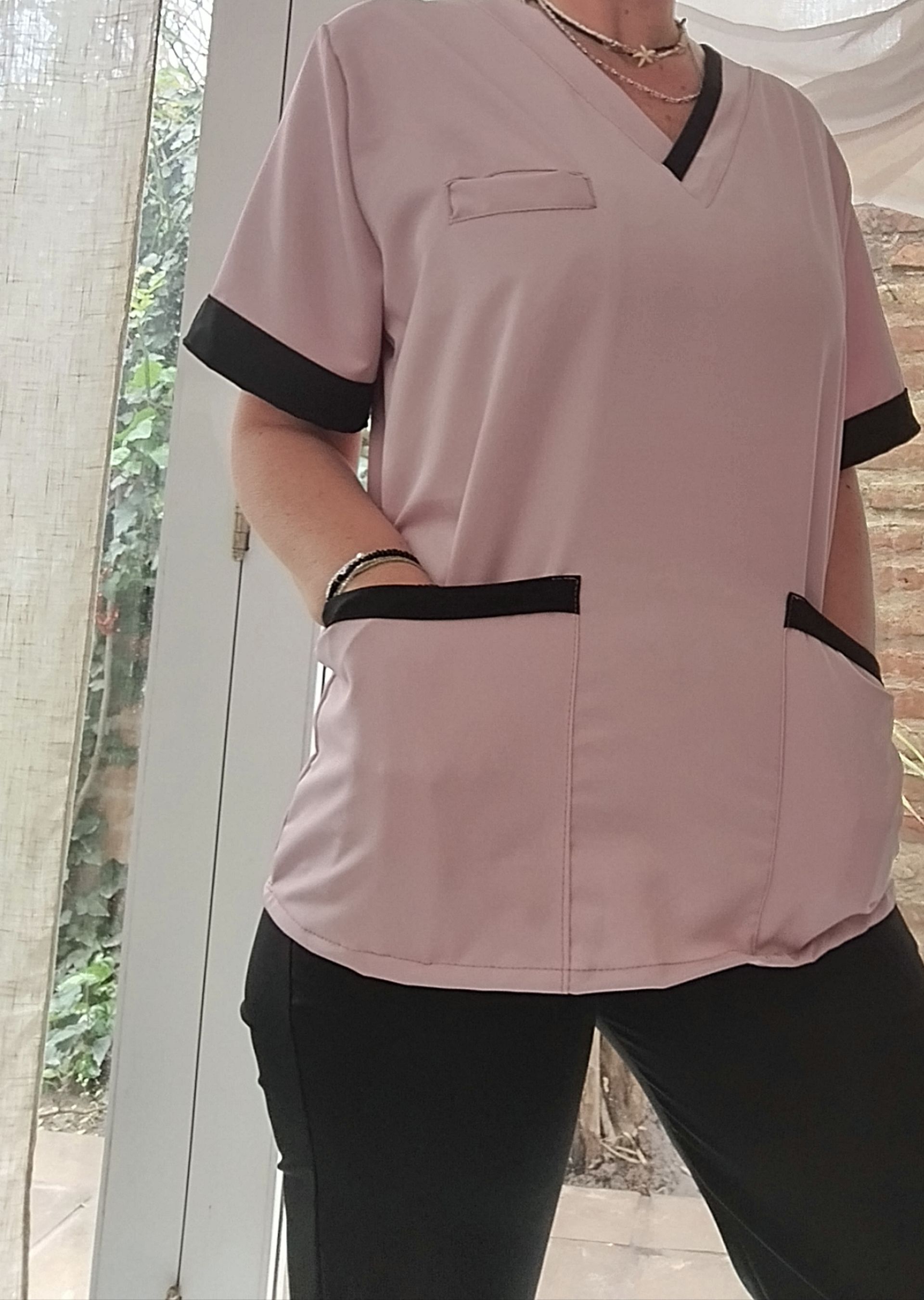 ambo flex rosa con negro