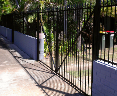 Swing Gate - Fence Solutions in Berrimah, NT