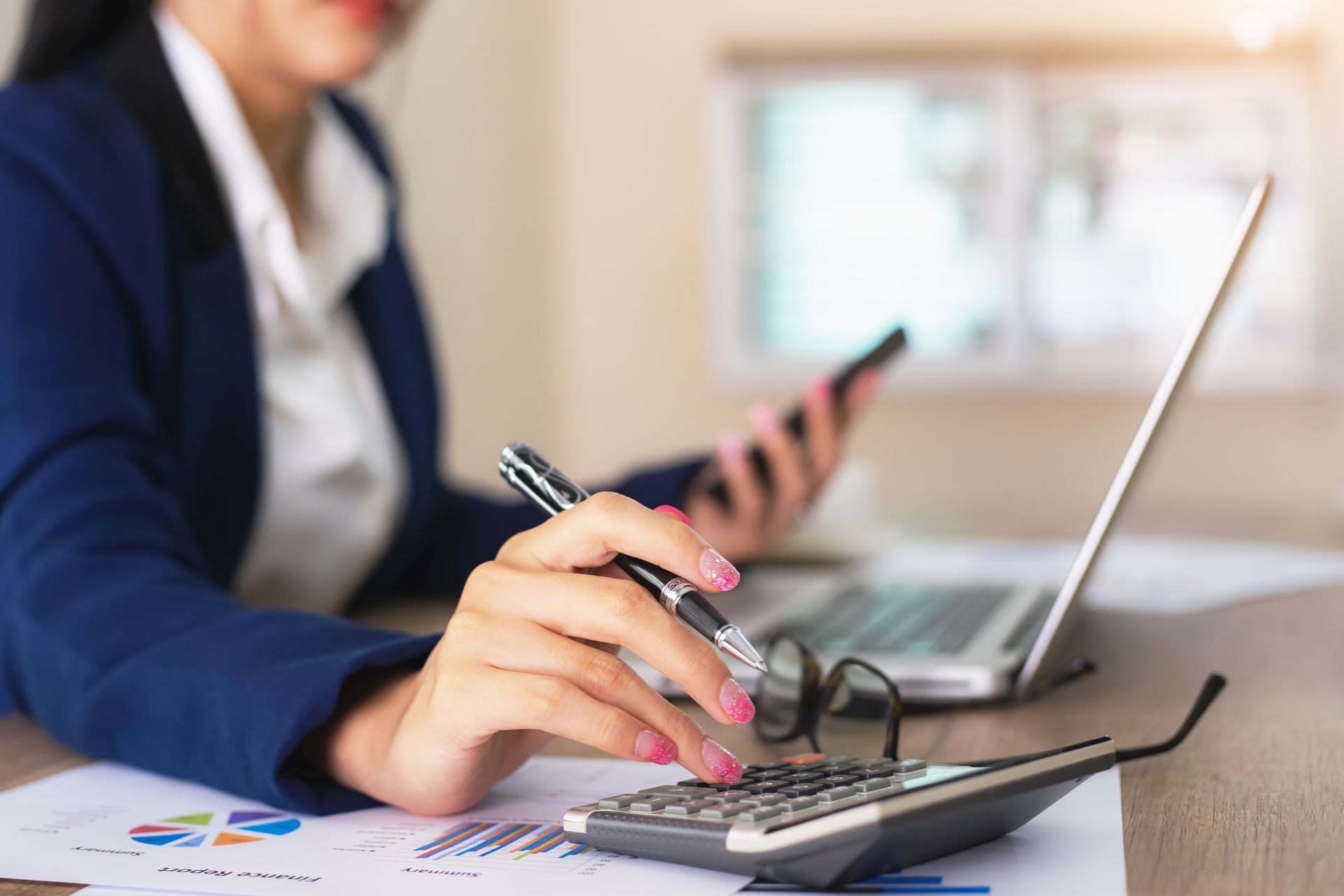 Female Financial Advisor | Evansville, IN | HOPE of Evansville