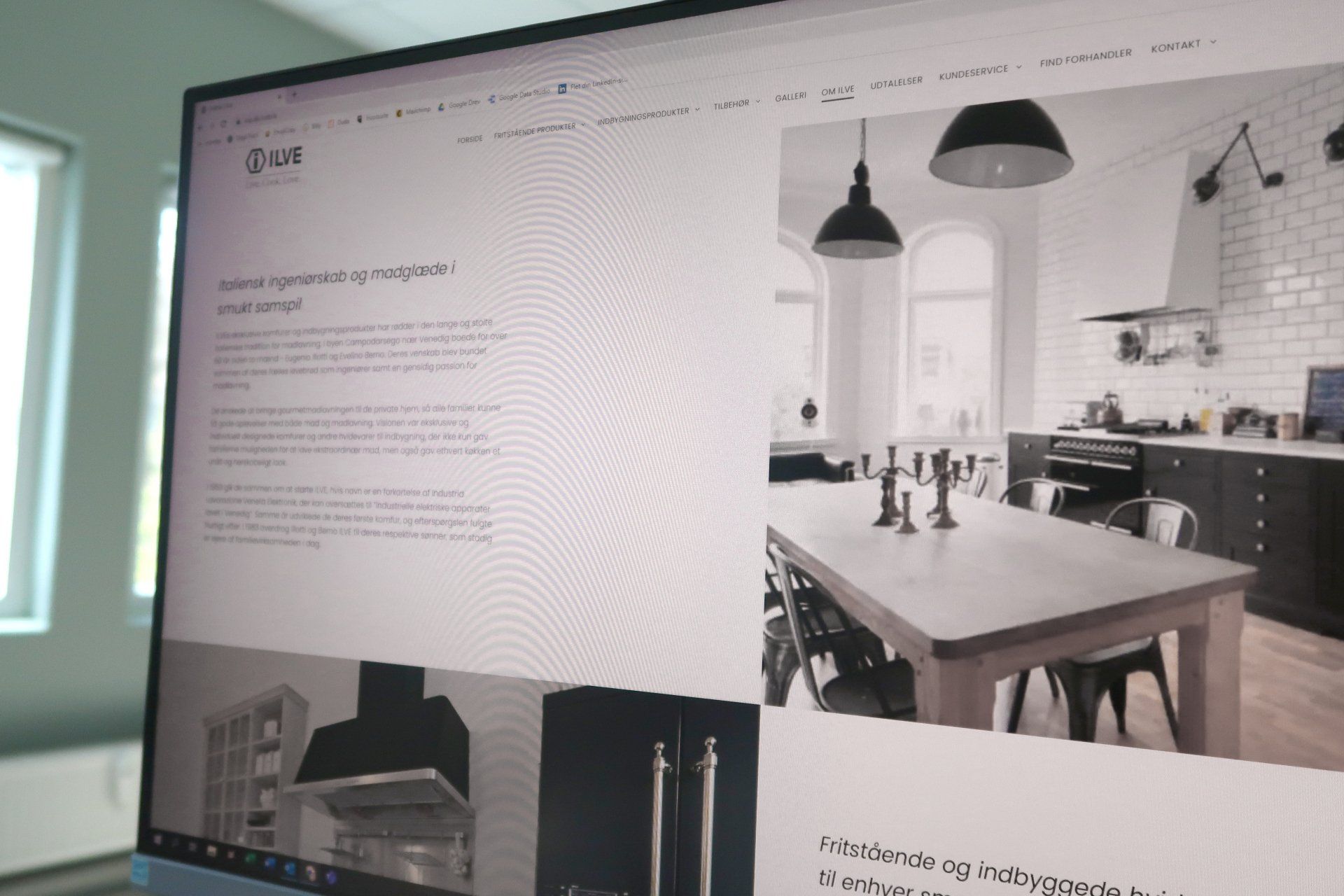 Computerskærm der viser hjemmeside for virksomheden ILVE Danmark