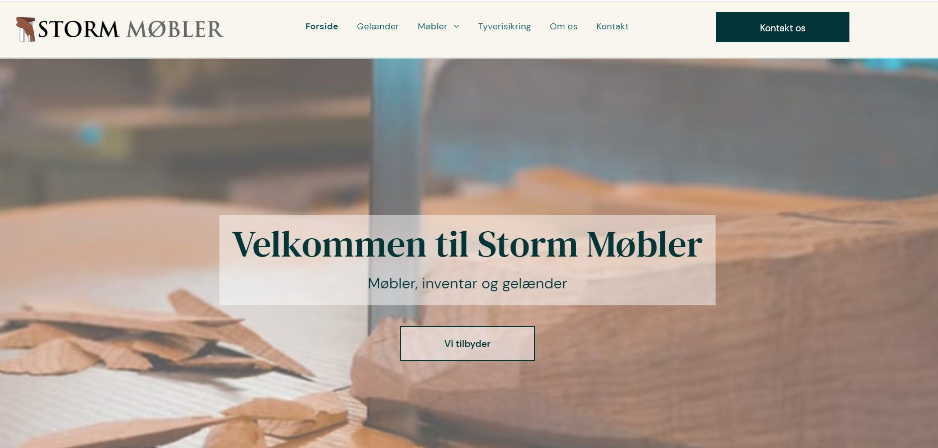Et billede af forsiden på Storm Møblers hjemmeside