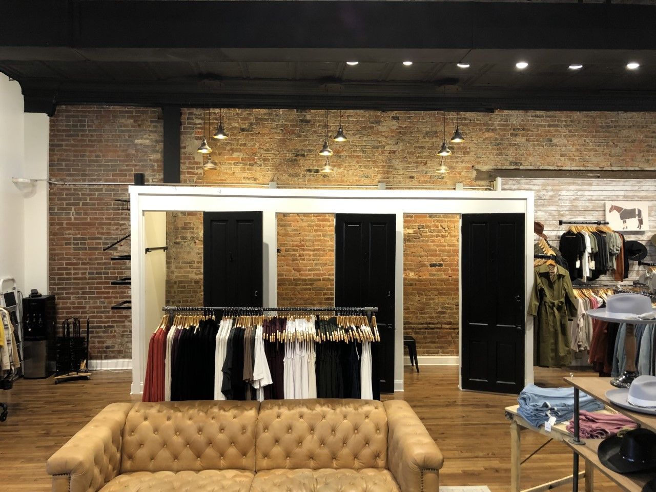 Retail Store - Jeffersonville, IN - DC Contractors